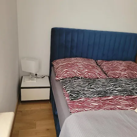 Queen Apartament Centrum Z Garazem Minsk Mazowiecki Exterior photo